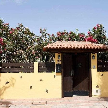Aurora Mari Villa Your Dream Steps From The Ocean Shore Калета-де-Фусте Екстер'єр фото