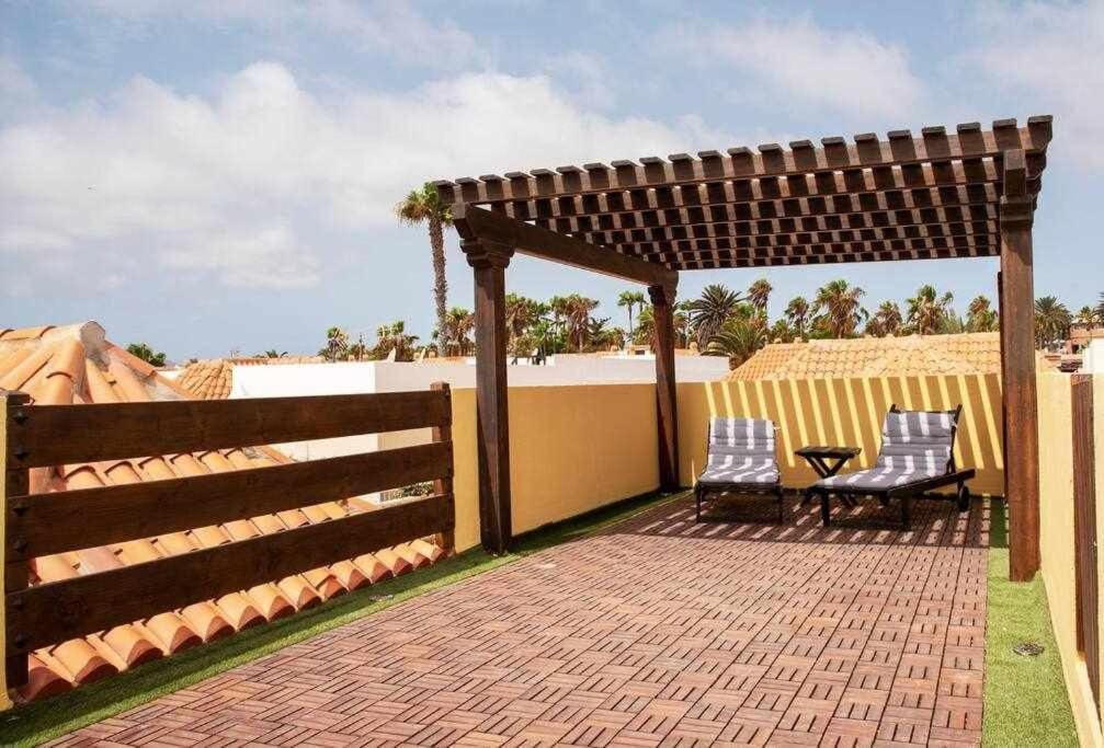 Aurora Mari Villa Your Dream Steps From The Ocean Shore Калета-де-Фусте Екстер'єр фото